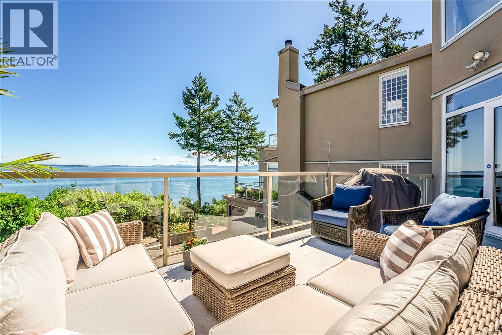 20 4771 Cordova Bay Road property photo