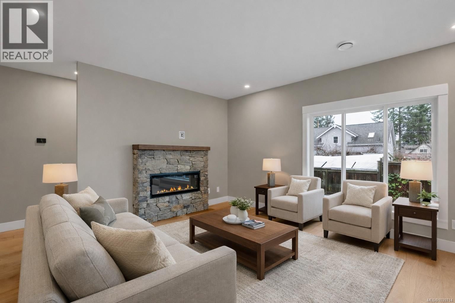715 Doehle Avenue property photo