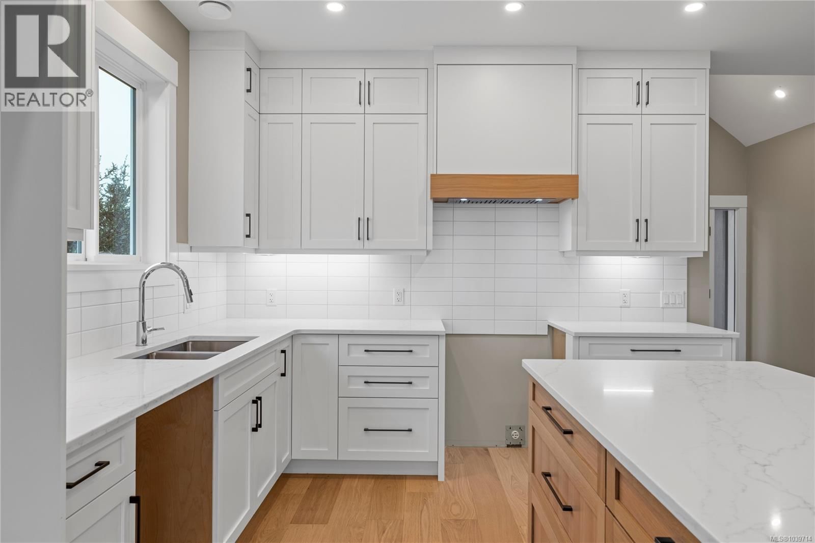 715 Doehle Avenue property photo