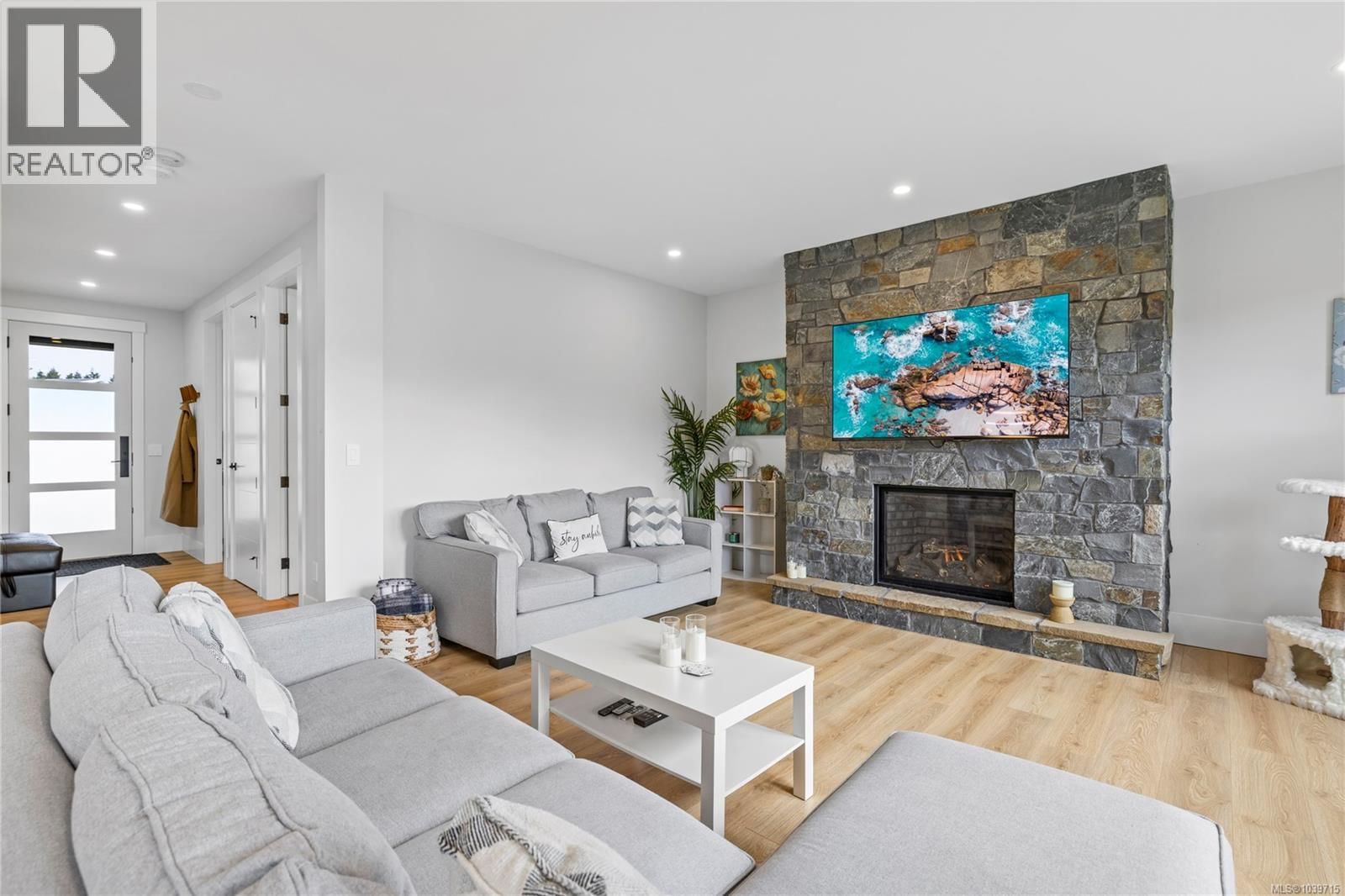150 Cabot Court property photo