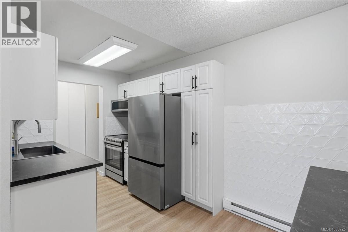 104 1600 Dufferin Crescent property photo