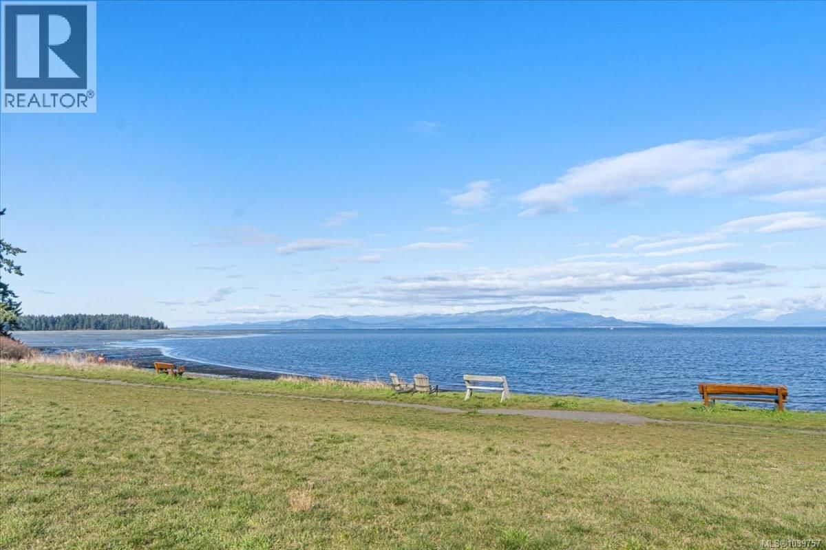 1266 Saturna Drive property photo