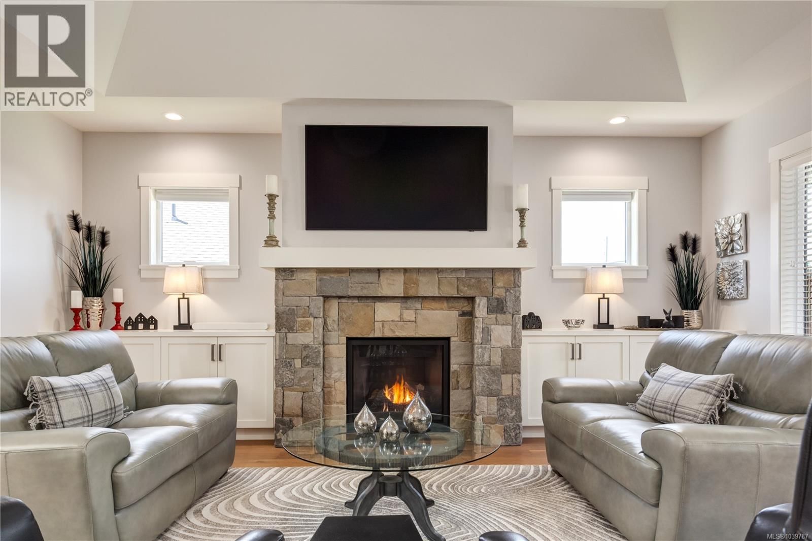 1008 Brookfield Crescent property photo