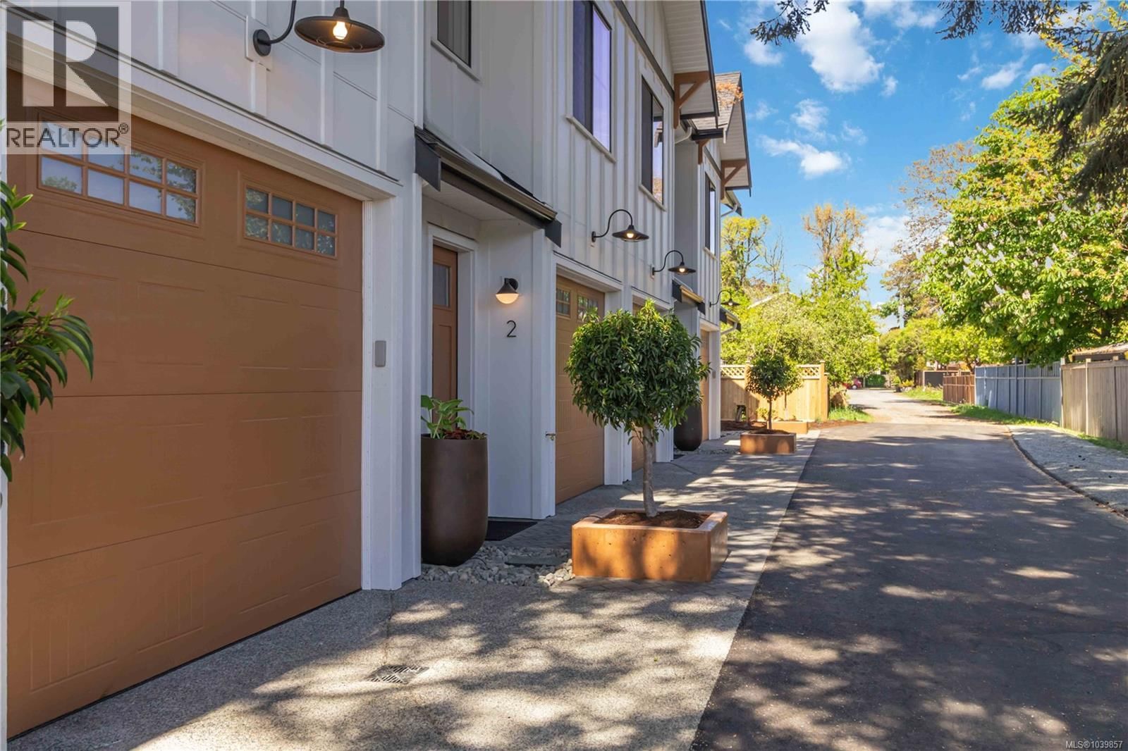 1 2312 Orchard Avenue property photo