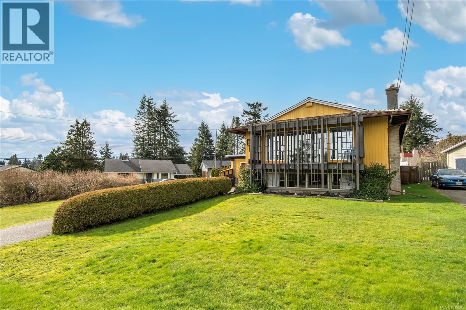 353 Aitken Street property photo