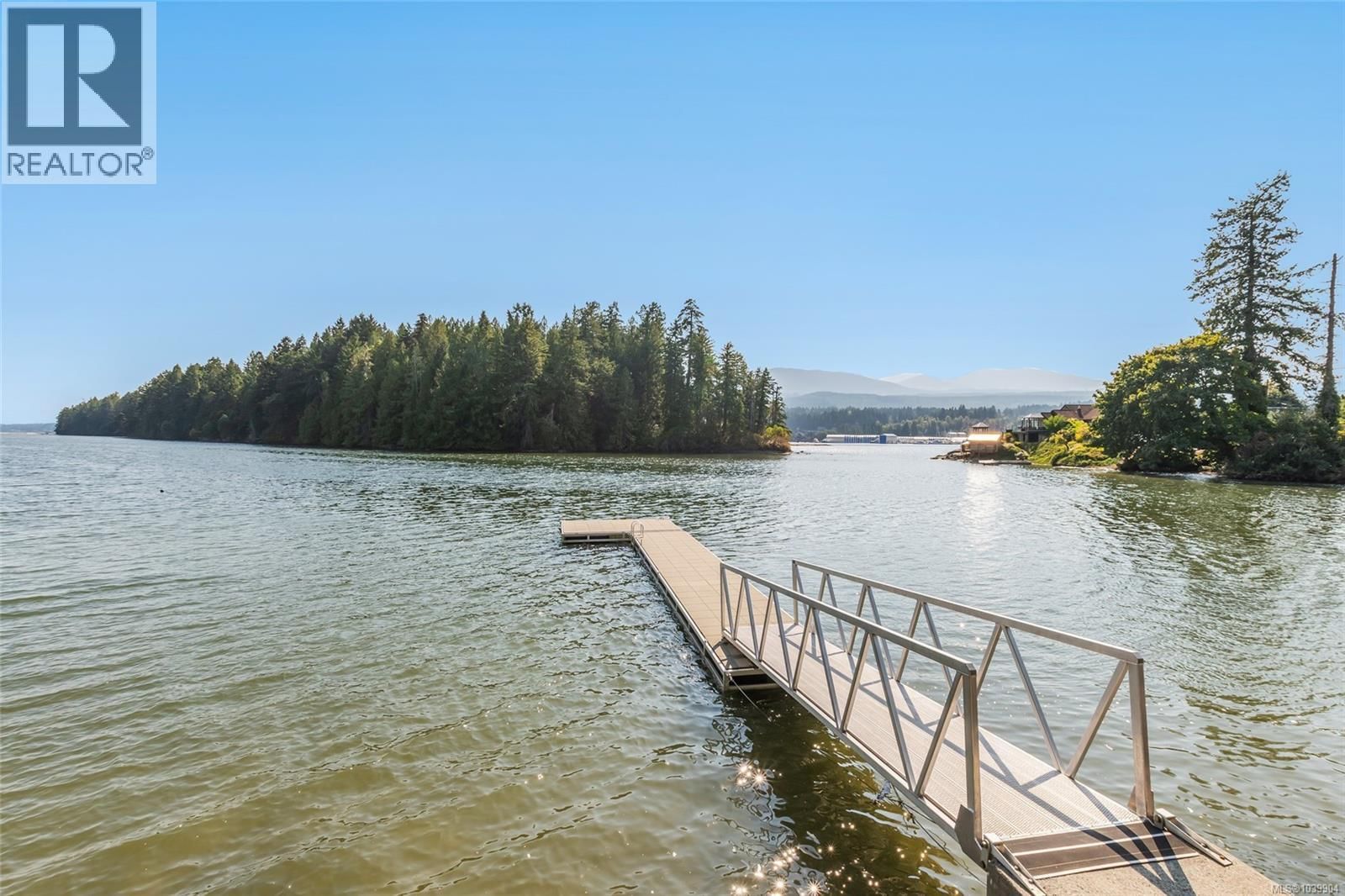 4718/4720 Shell Beach Road property photo