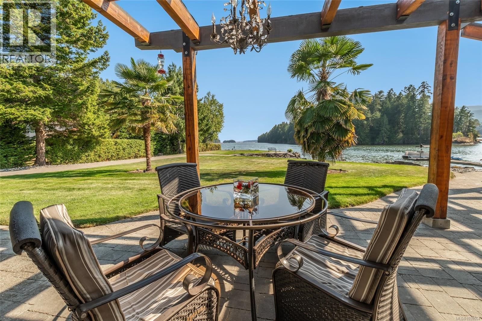 4718/4720 Shell Beach Road property photo