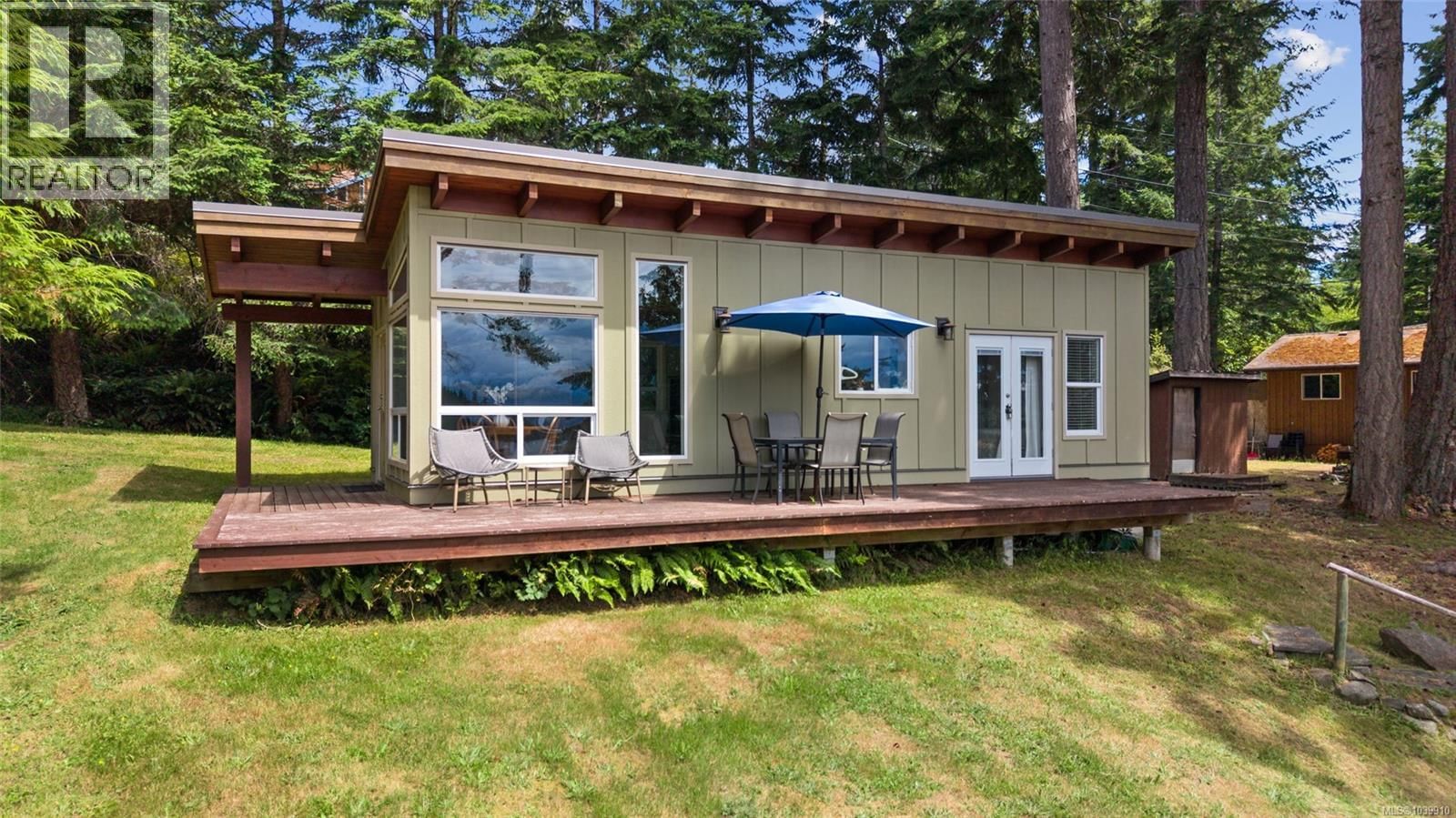 781 Cliff Road, Quadra Island, British Columbia V0P 1N0