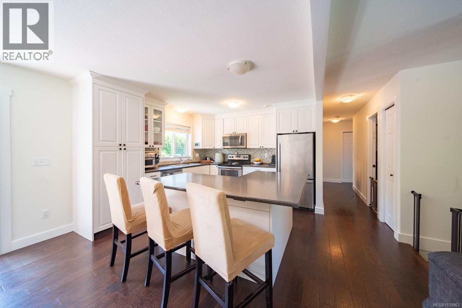 487 Ninth Street property photo