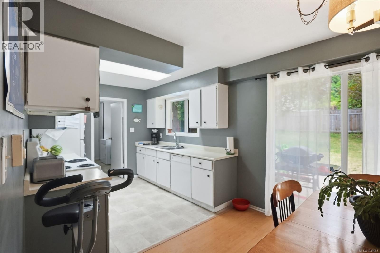 358 Aldous Road property photo