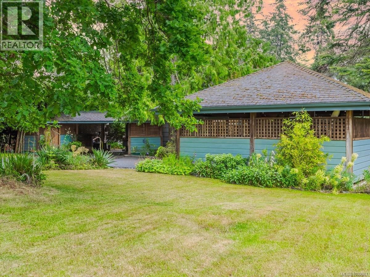 1719 Centennial Avenue property photo