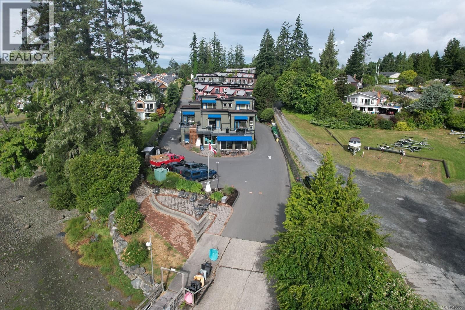 1&2 6971 West Coast Road property photo