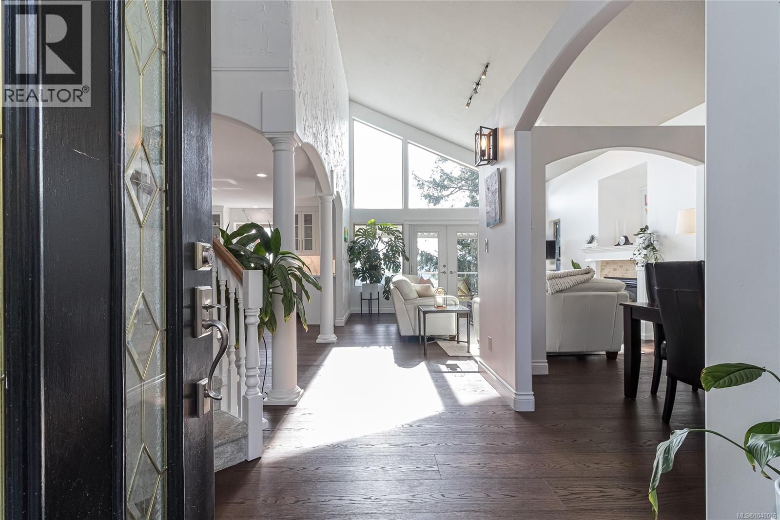 150 Rainbow Crescent property photo