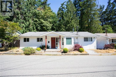 4604 Hammond Bay Road | Nanaimo British Columbia | Slide Image Three