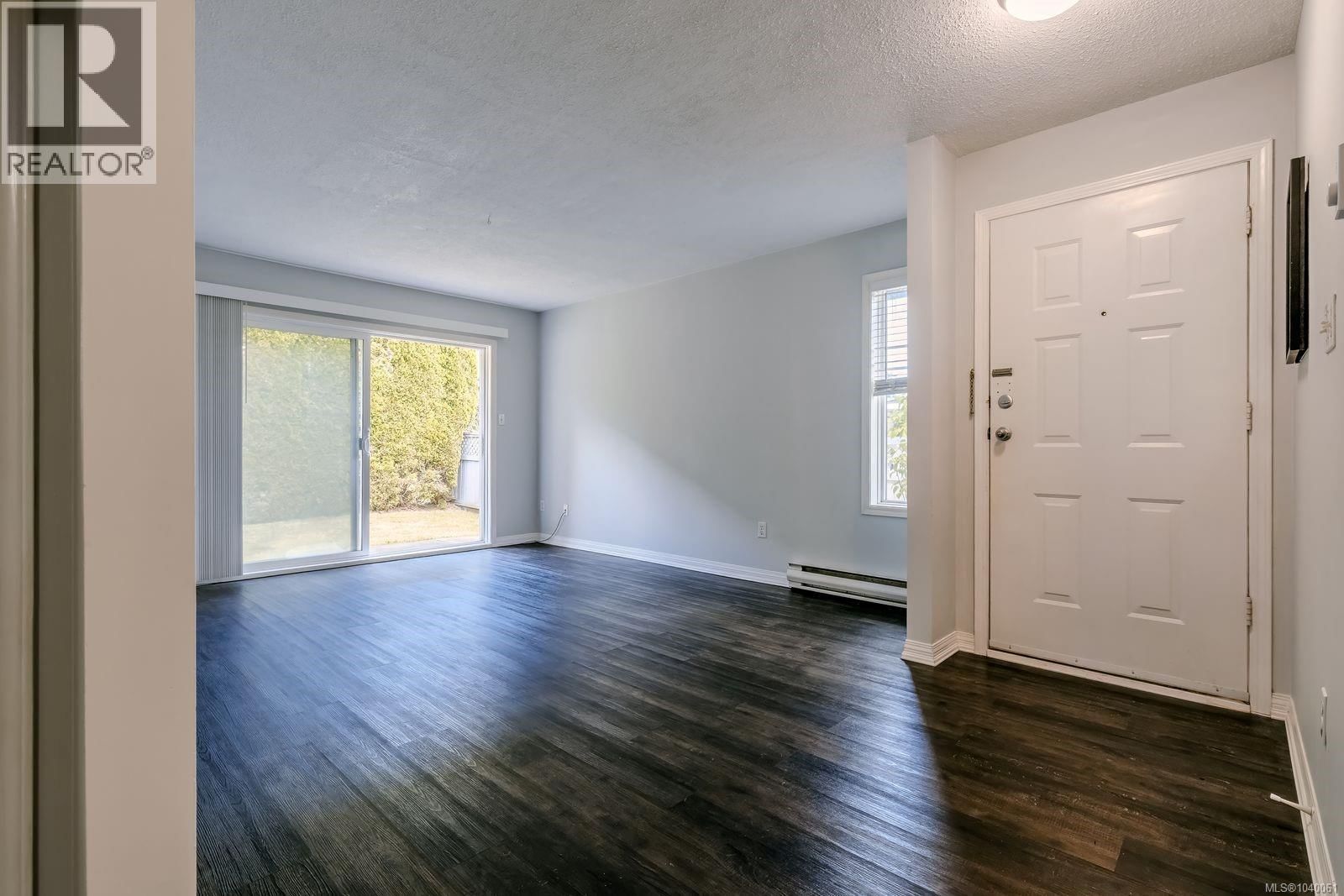 3 450 Gail Place property photo