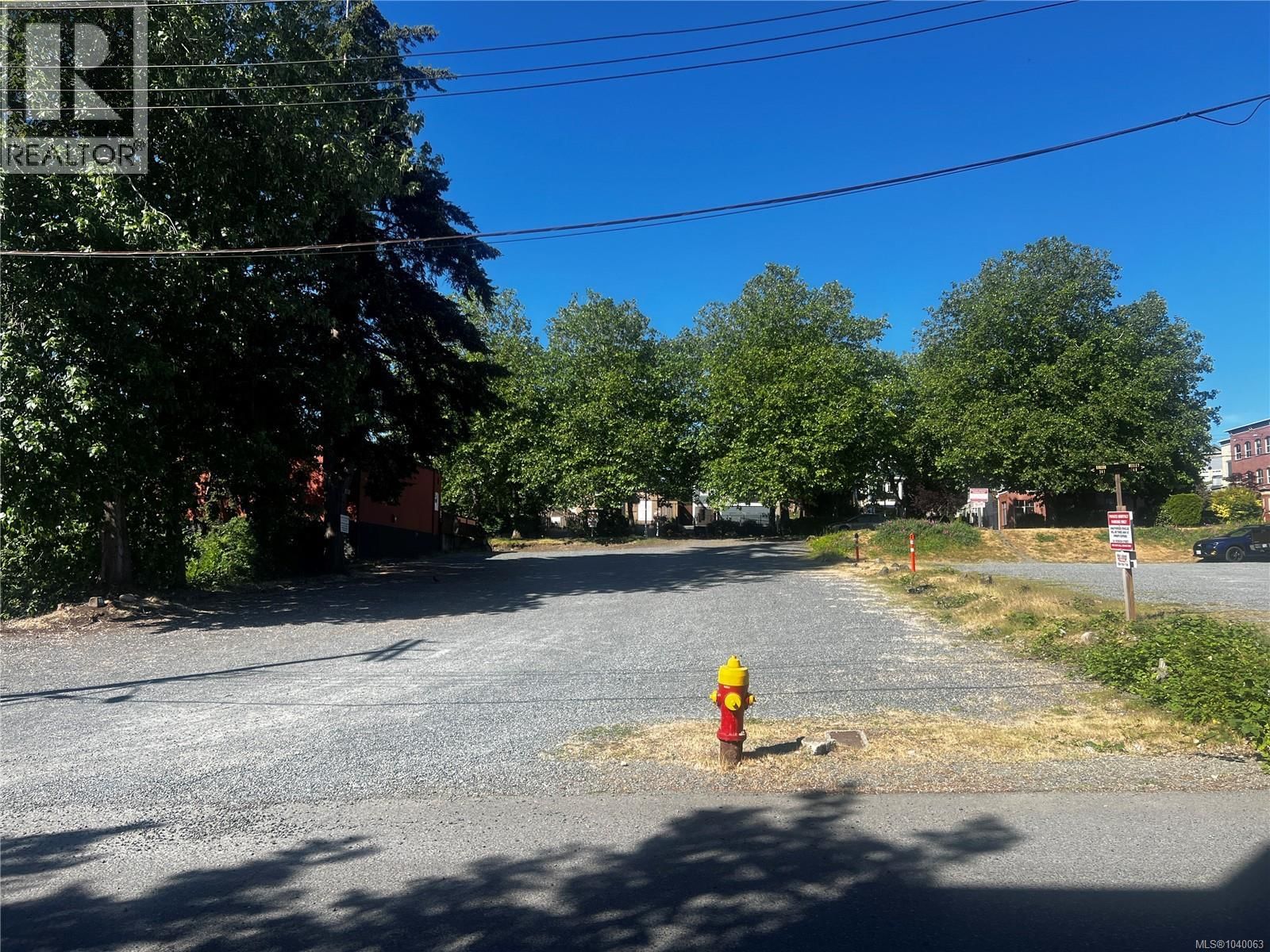 352 Wesley Street property photo