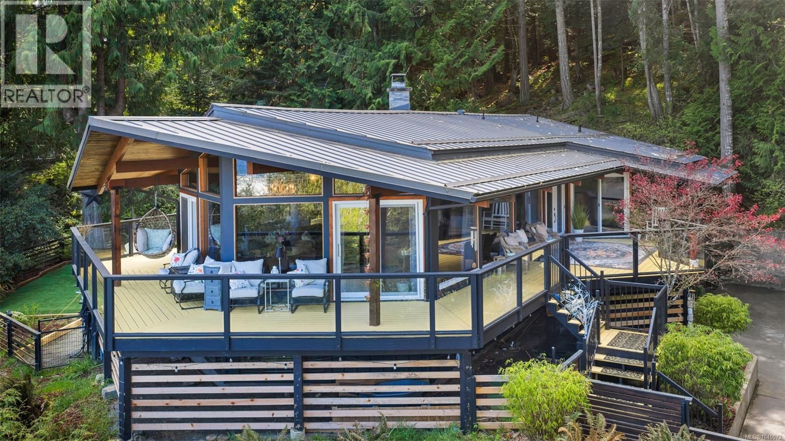 6156 Genoa Bay Road property photo