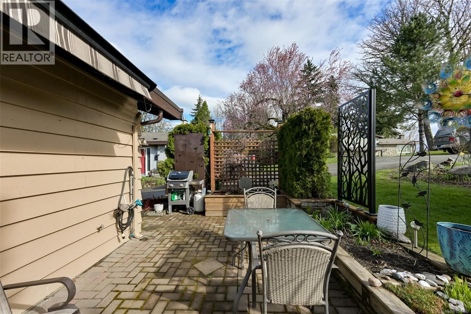 12 6172 Alington Road property photo