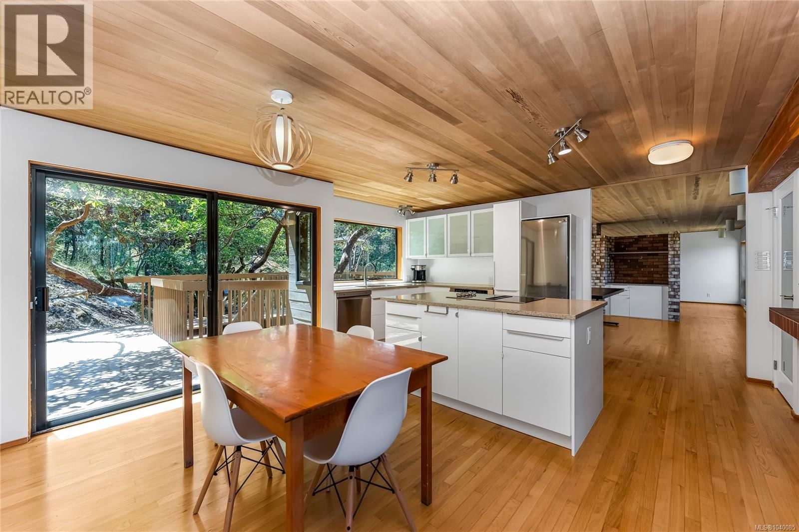 260 Moss Hill Place property photo