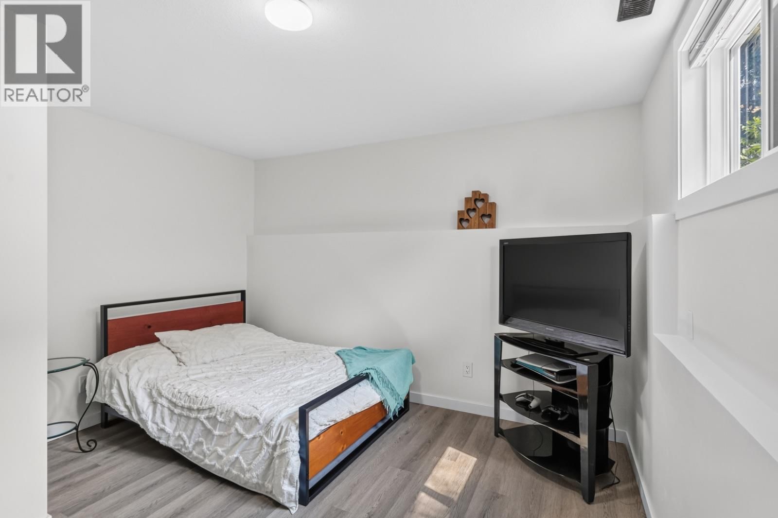 2942 MCALLISTER ROAD Image 32