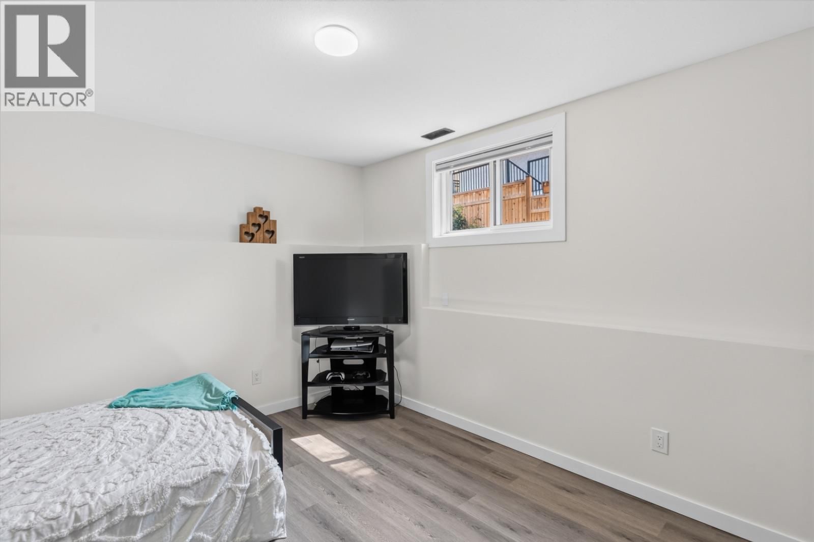2942 MCALLISTER ROAD Image 33