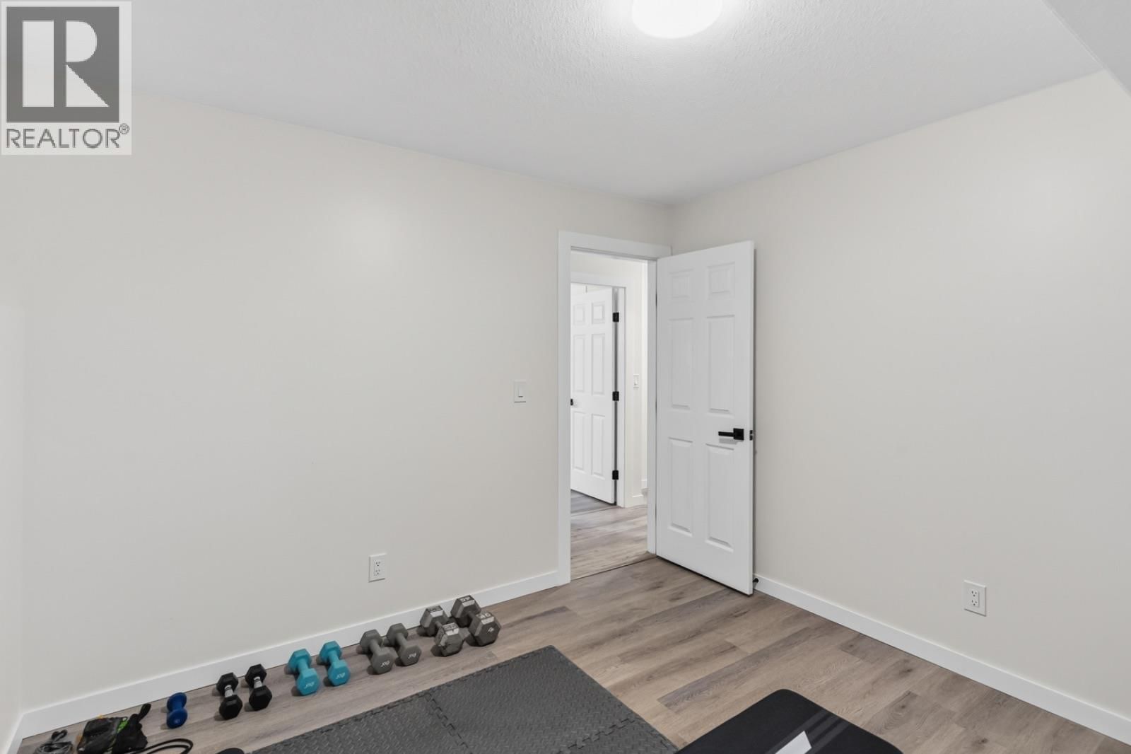 2942 MCALLISTER ROAD Image 35