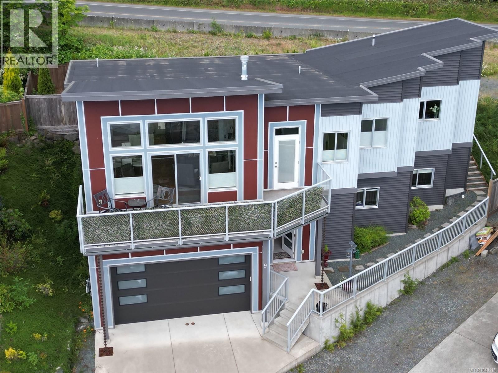 9 1584 Adelaide Street property photo