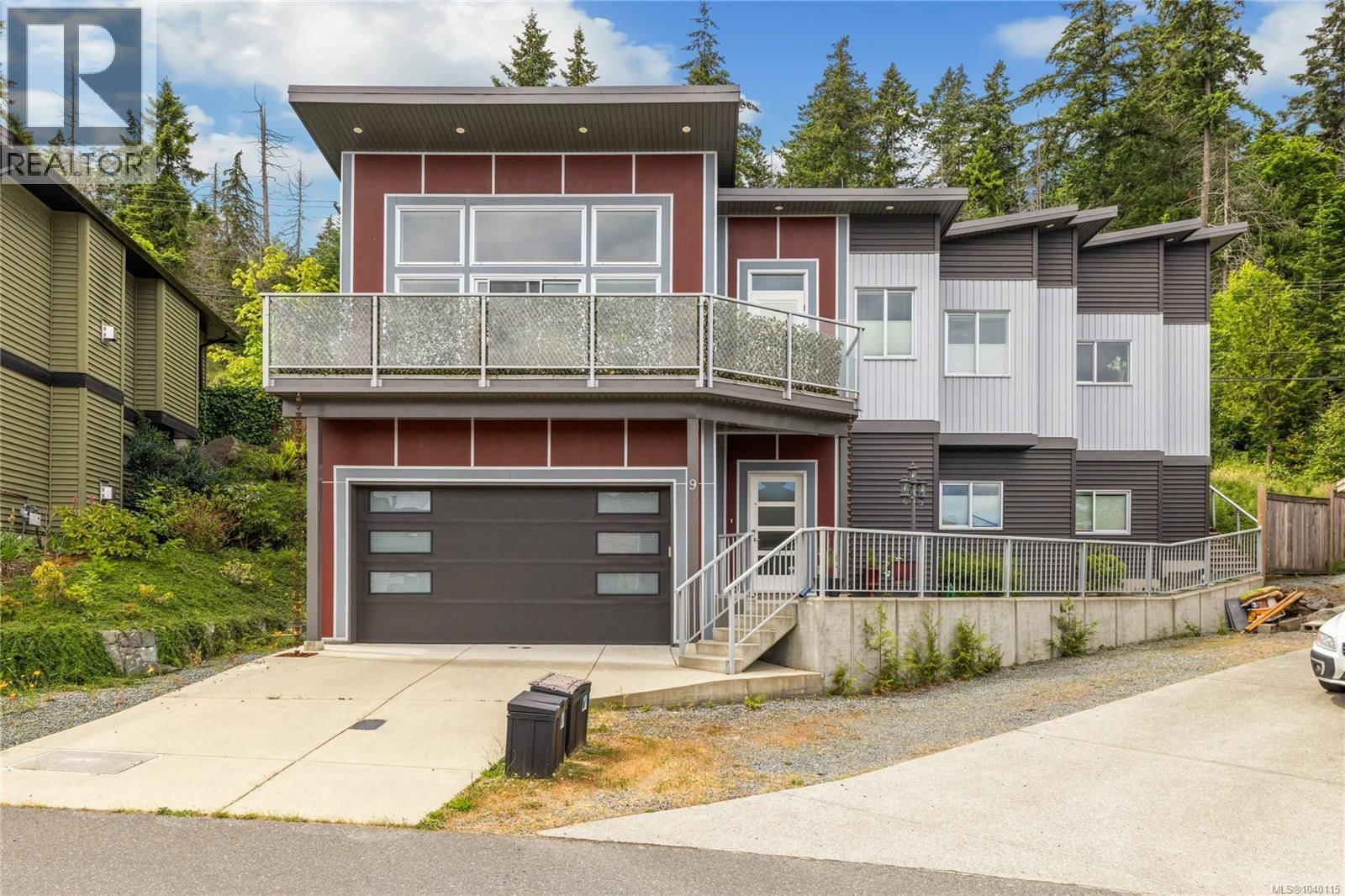 9 1584 Adelaide Street property photo