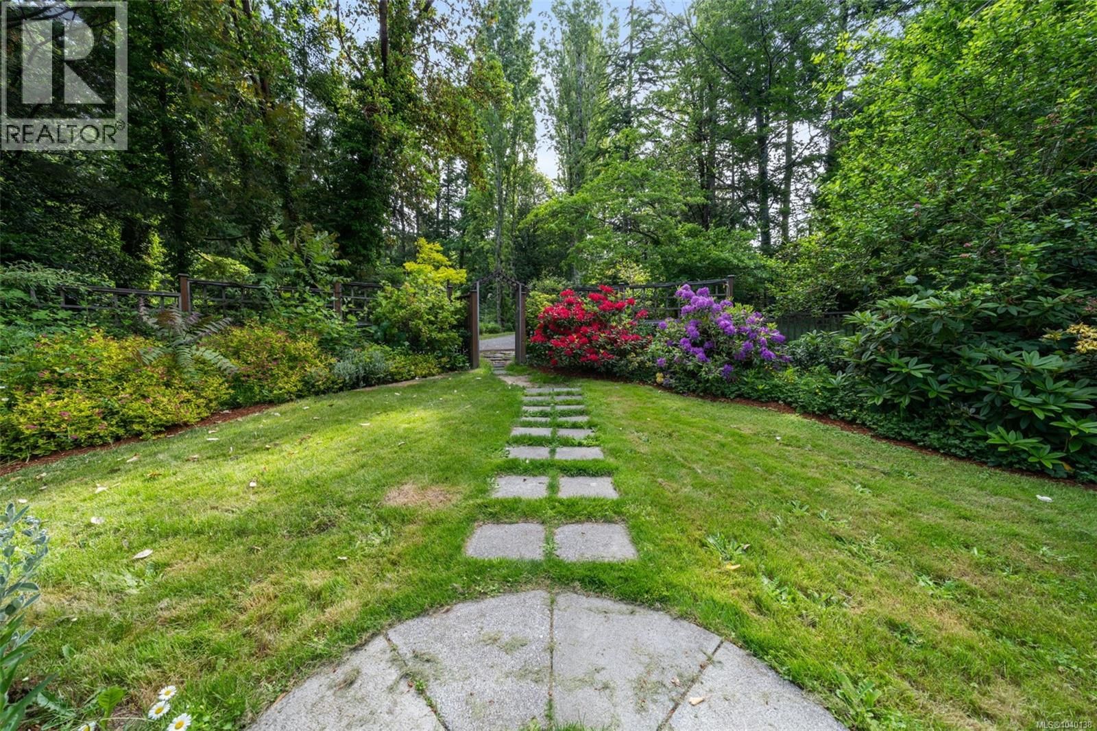5168 Santa Clara Avenue property photo