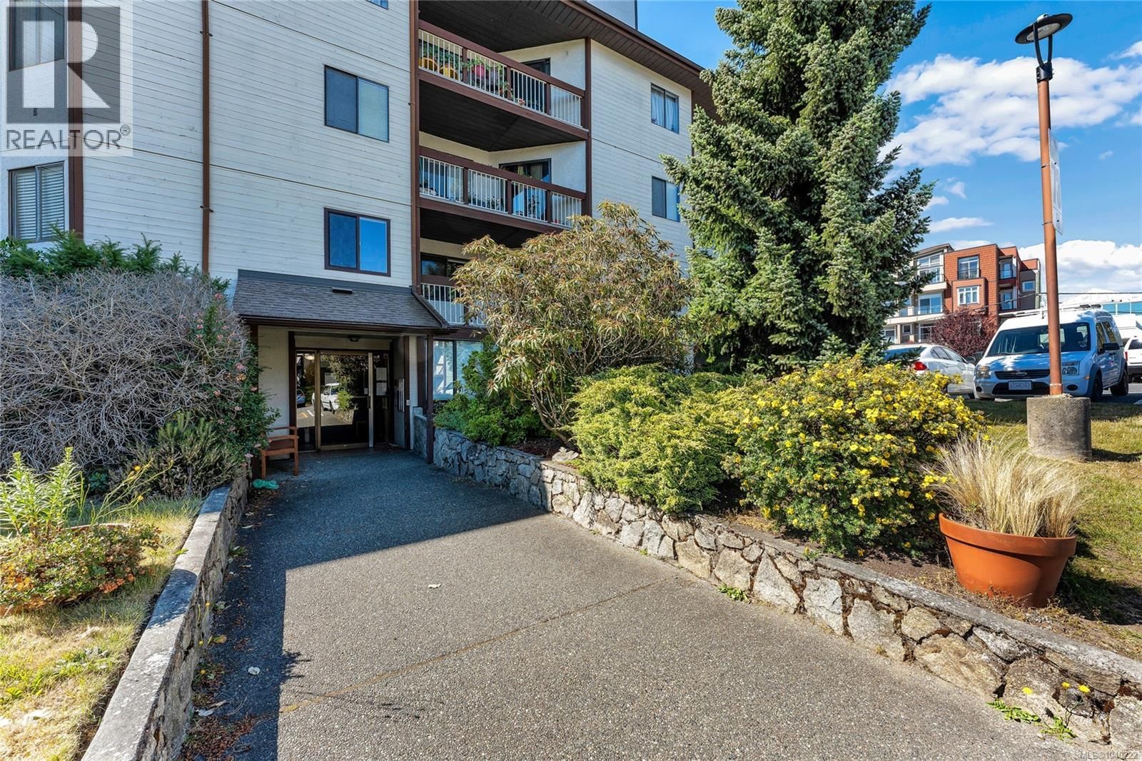 212 73 Gorge Road property photo