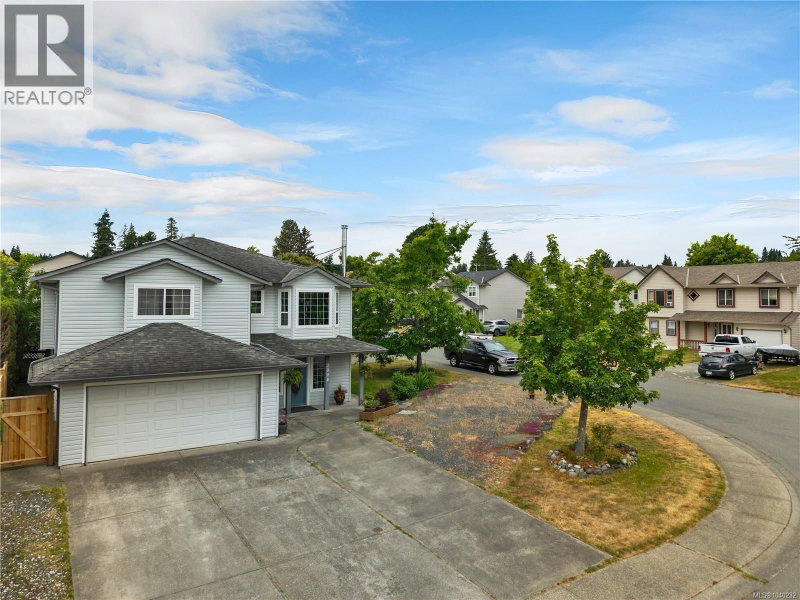 2094 Albea Road Campbell River British Columbia, V9W 6T4 - 6 Bedrooms Home For Sale