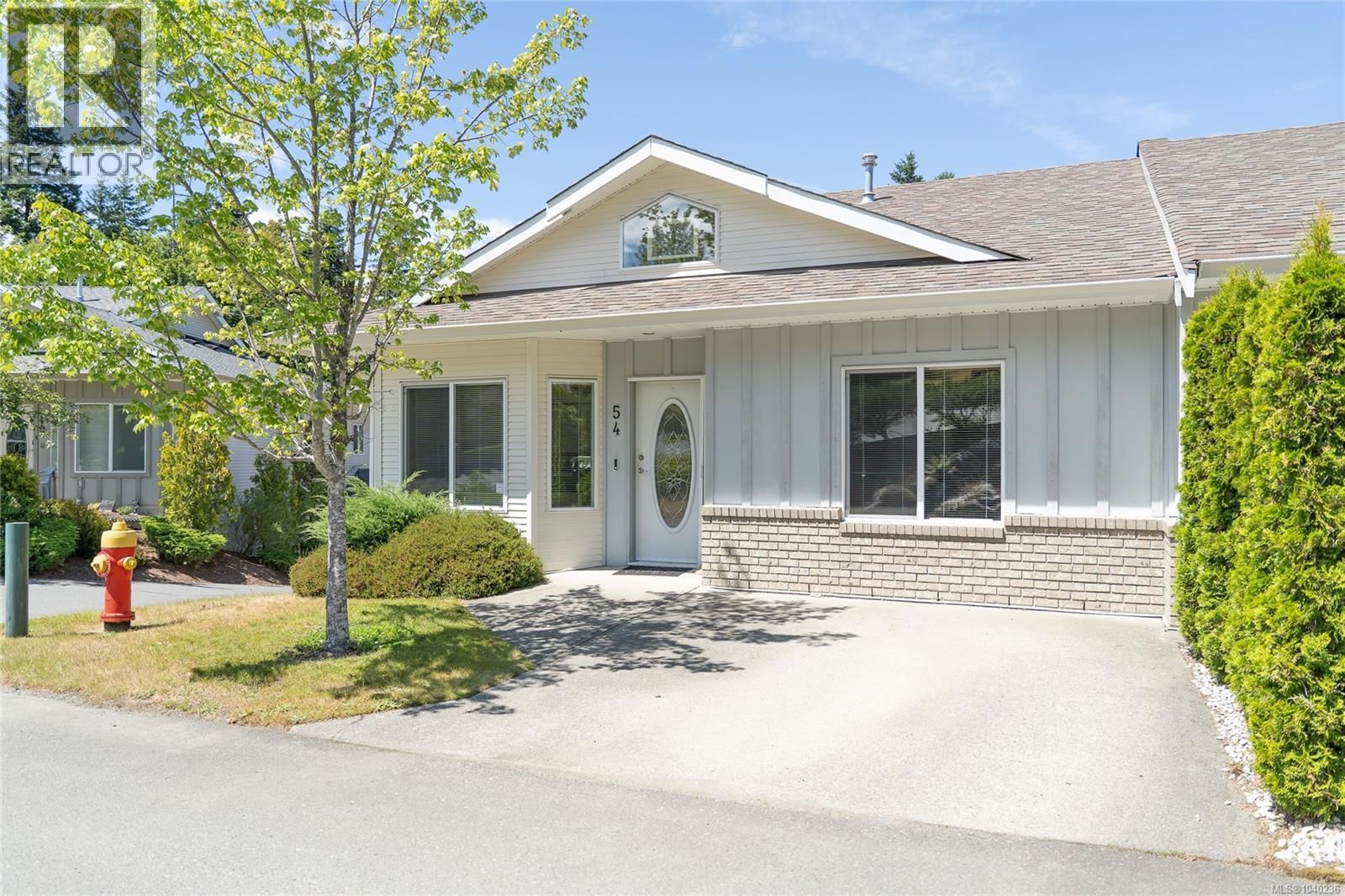54 1150 Walkem Road property photo