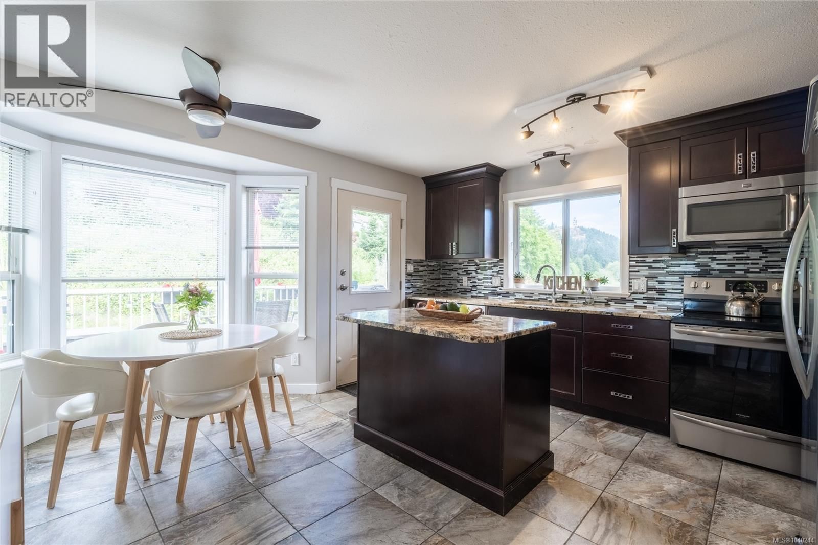 5039 Bullrush Place property photo