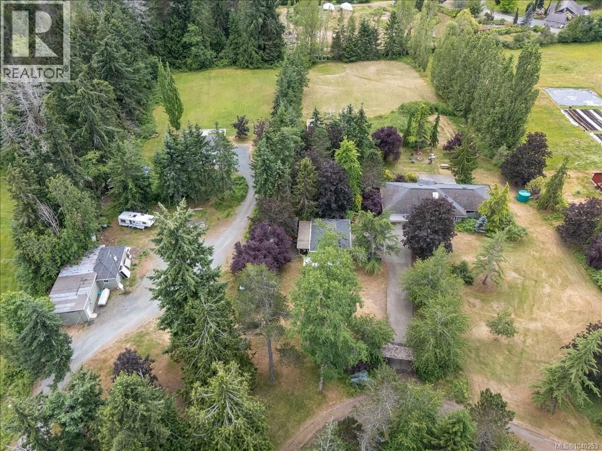 880 Garden Road property photo
