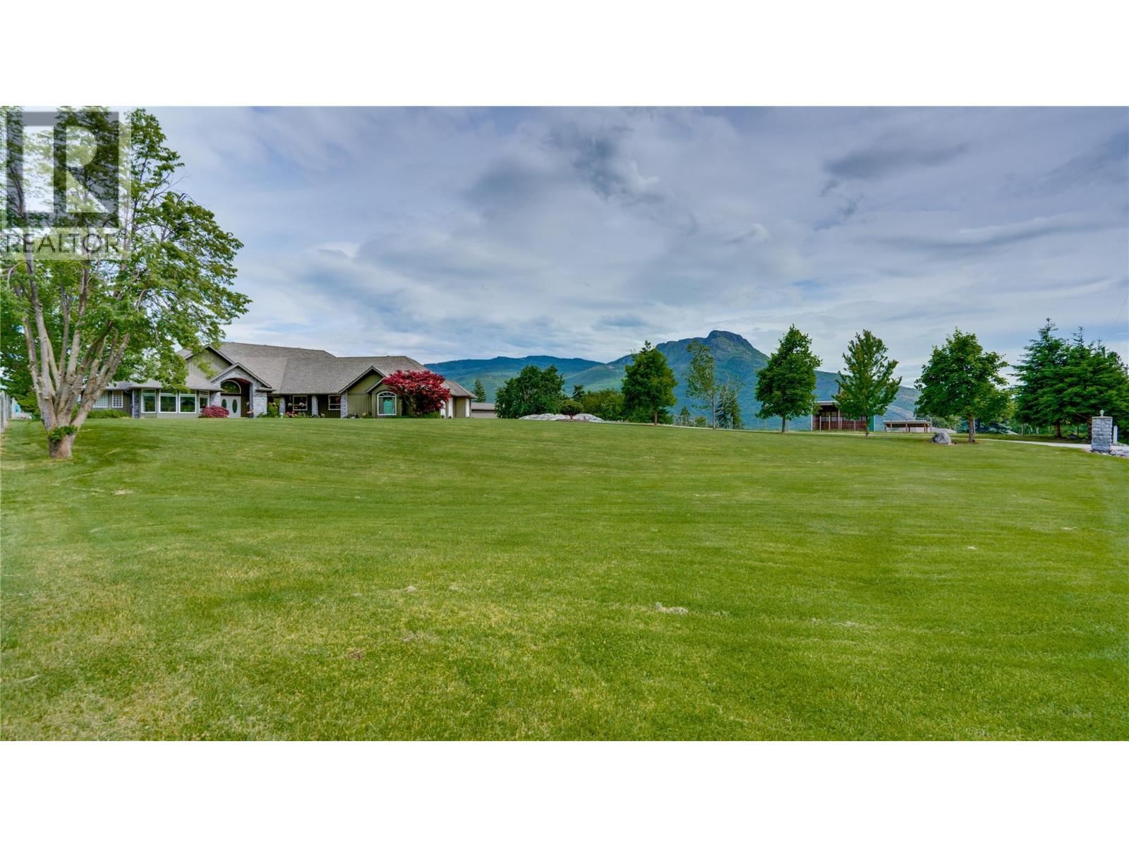 1 - 6500 15TH AVENUE SOUTHWEST Image 9