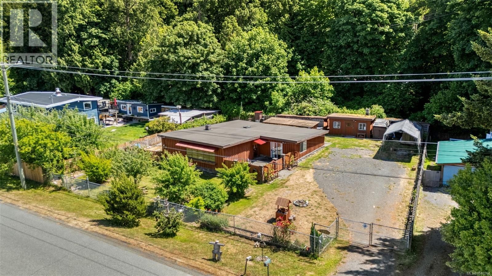 6261 Derbend Road, Sooke, British Columbia V9Z 0X4