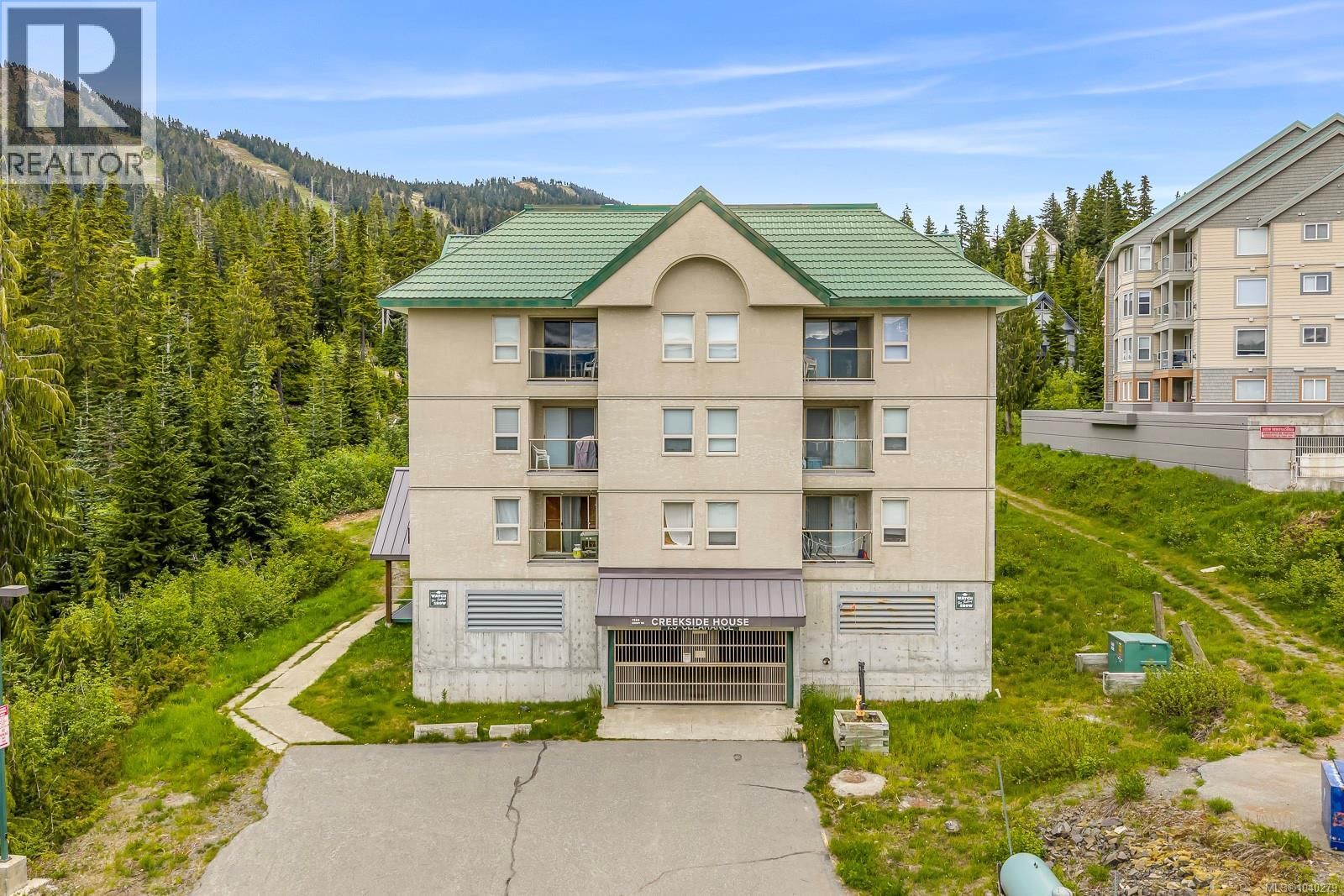1380 Henry Road, Courtenay, British Columbia V9J 1L0