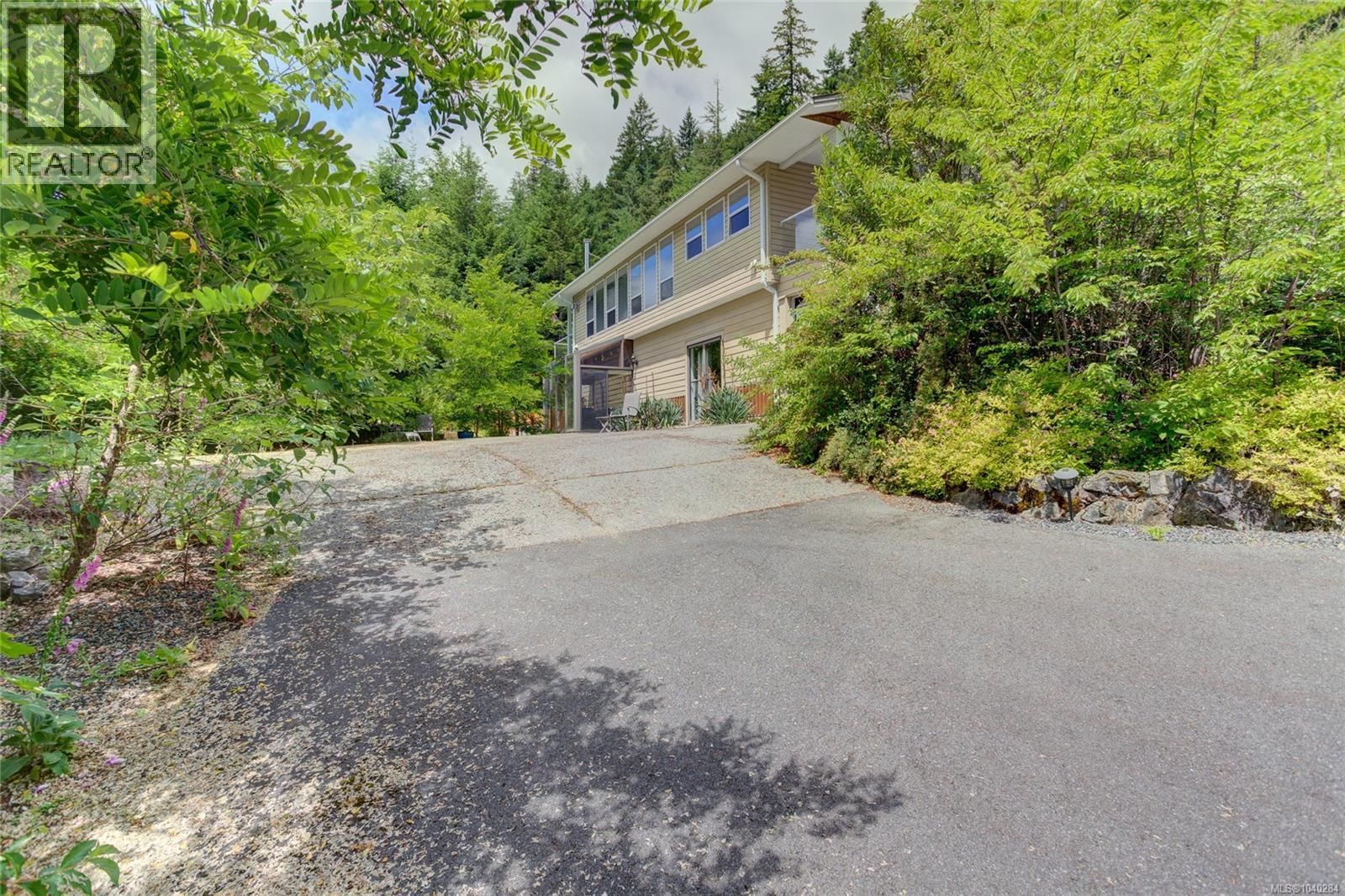 9857 Youbou Road property photo