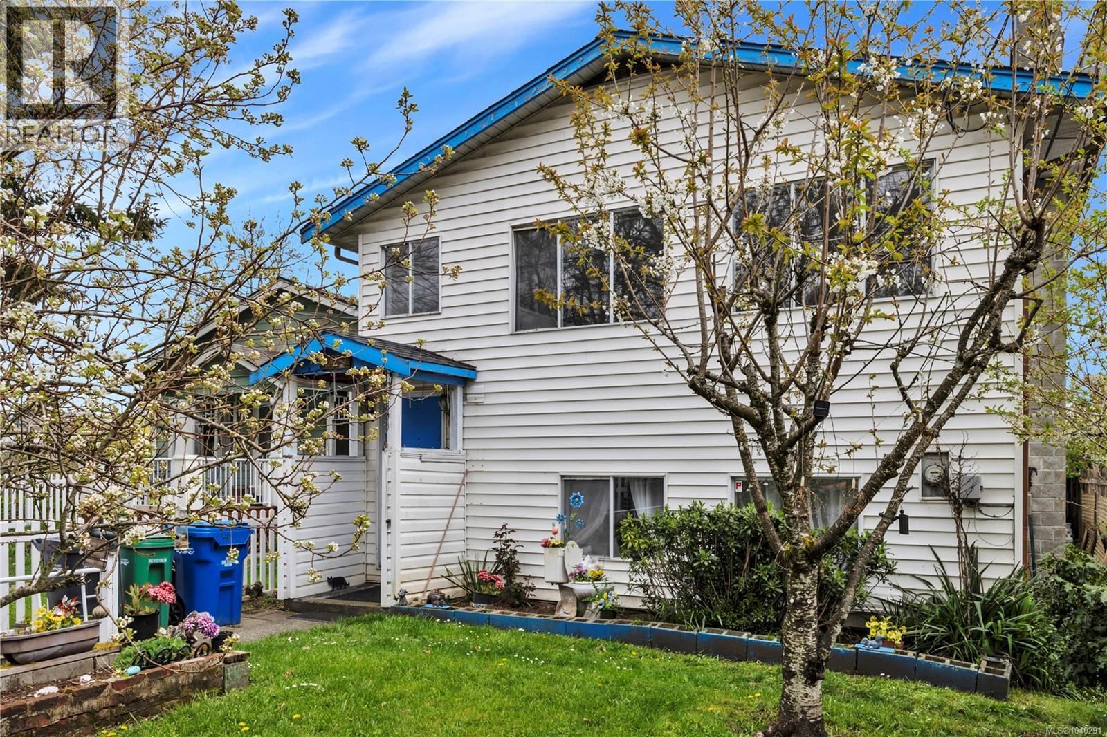 229 Irwin Street property photo