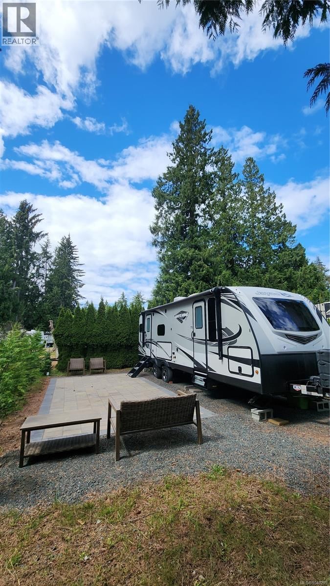 34 6050 Island Highway property photo