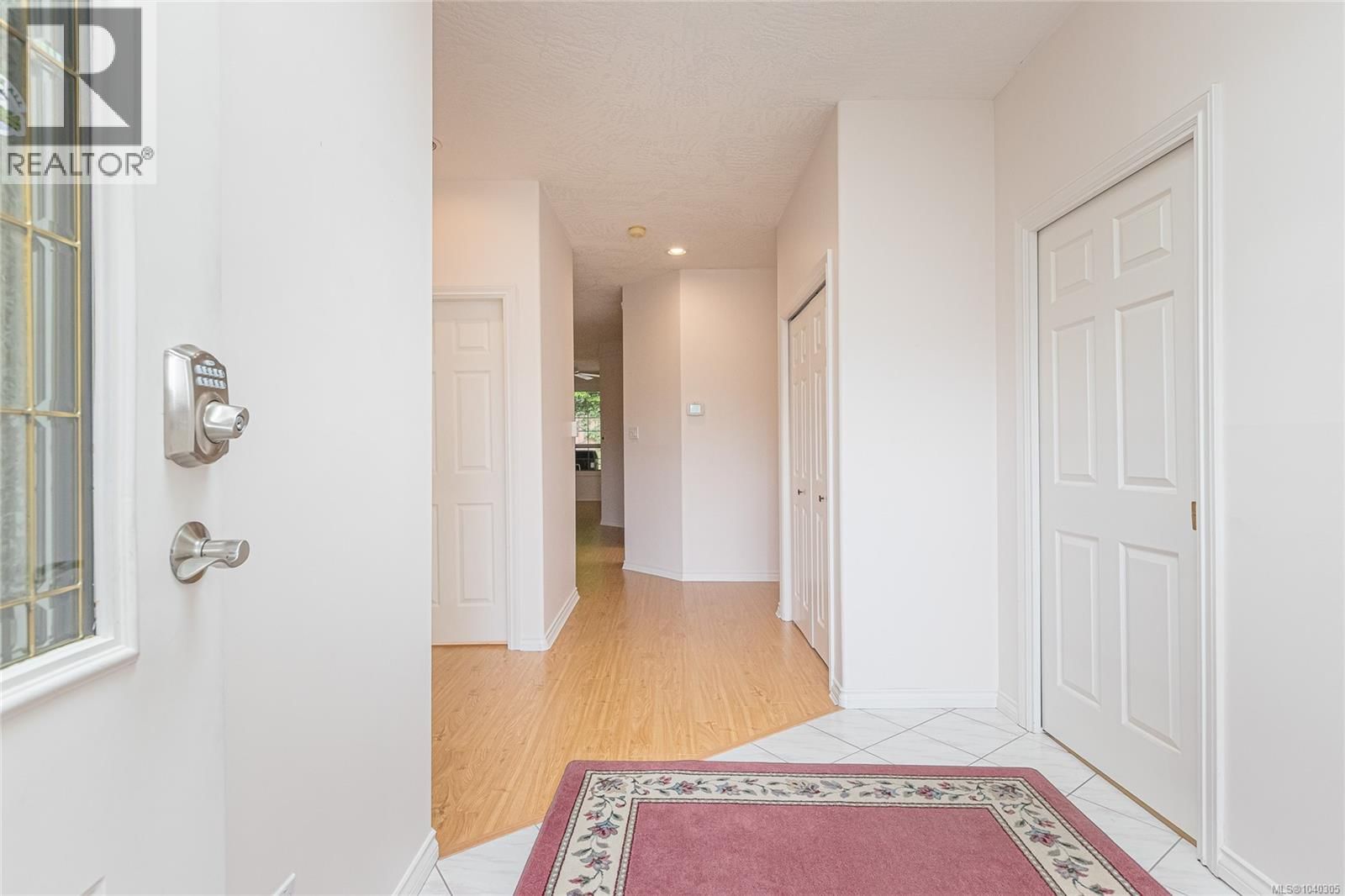 28 2979 River Road property photo