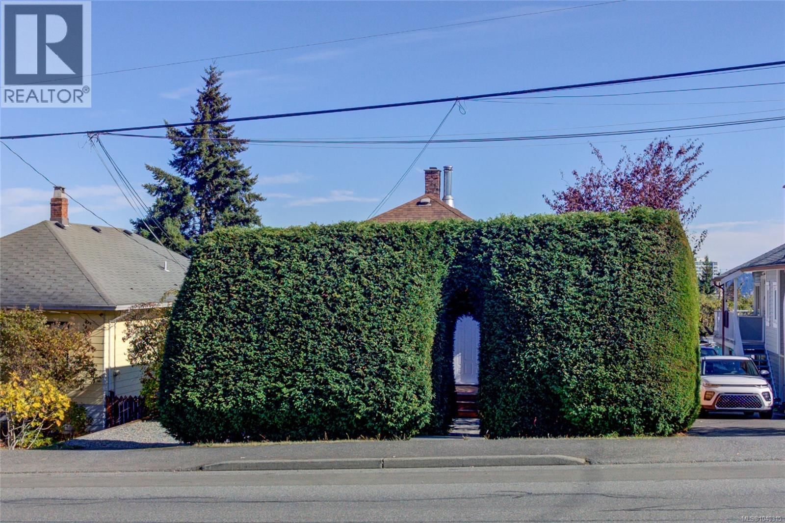 58 Pine Street property photo