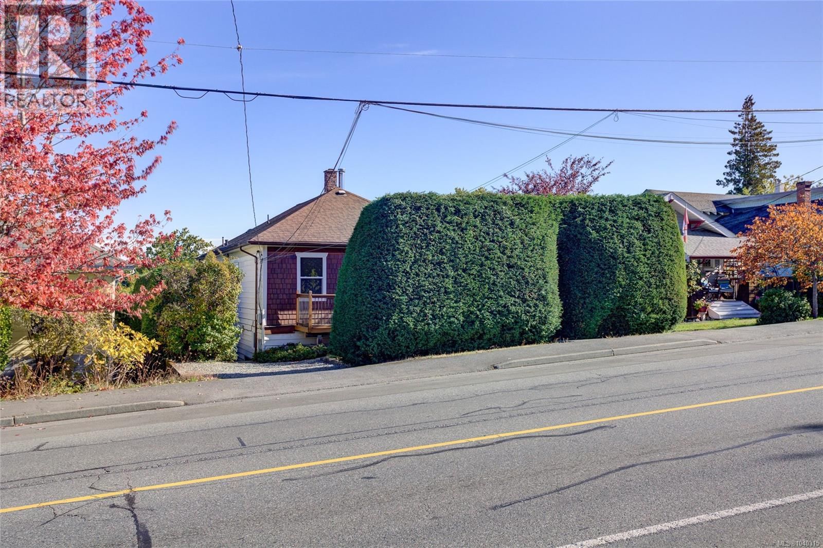 58 Pine Street property photo