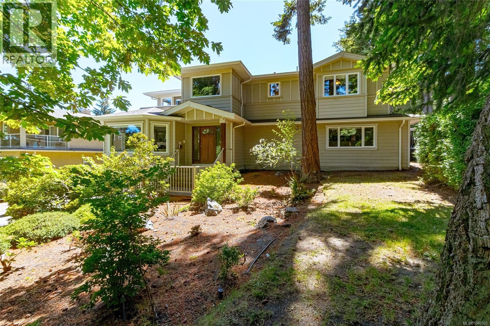 2201 Arbutus Cove Lane property photo