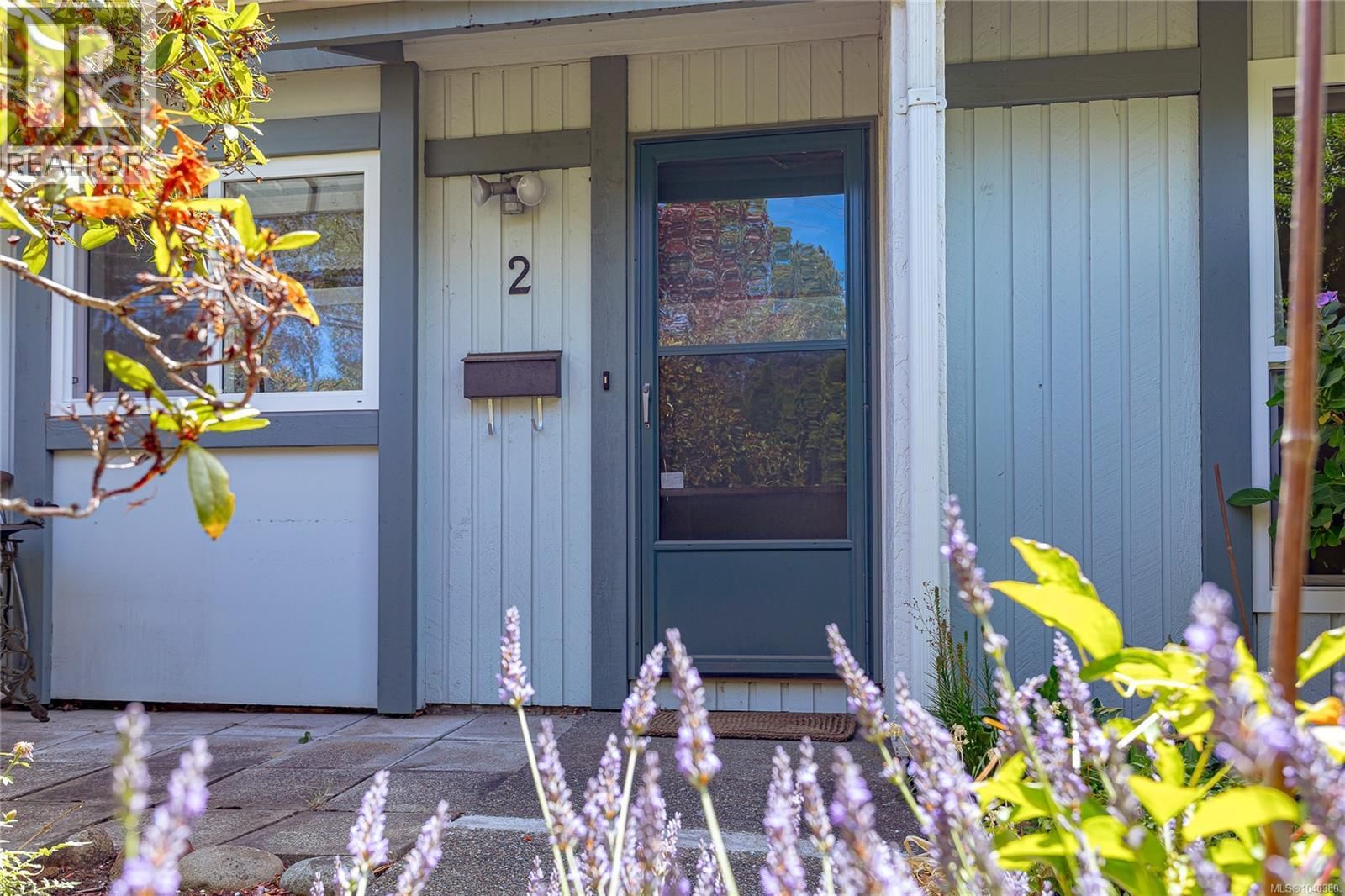 2 4140 Interurban Road property photo