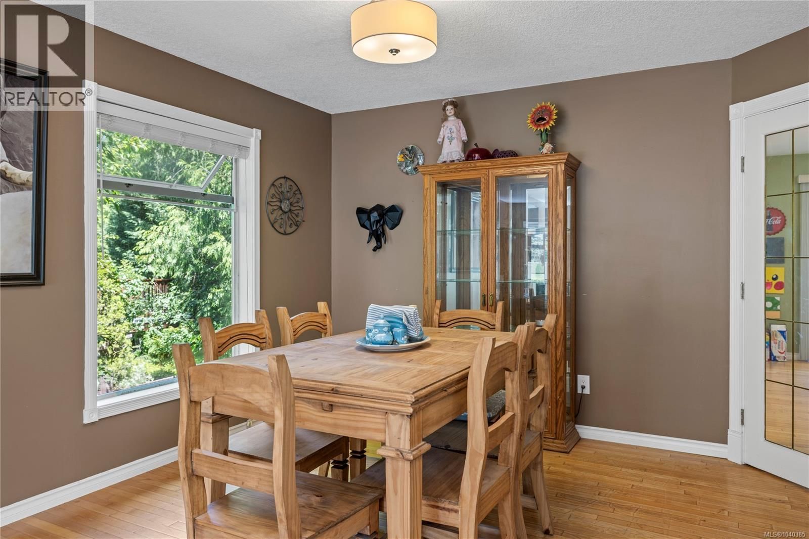 254 Emery Way property photo