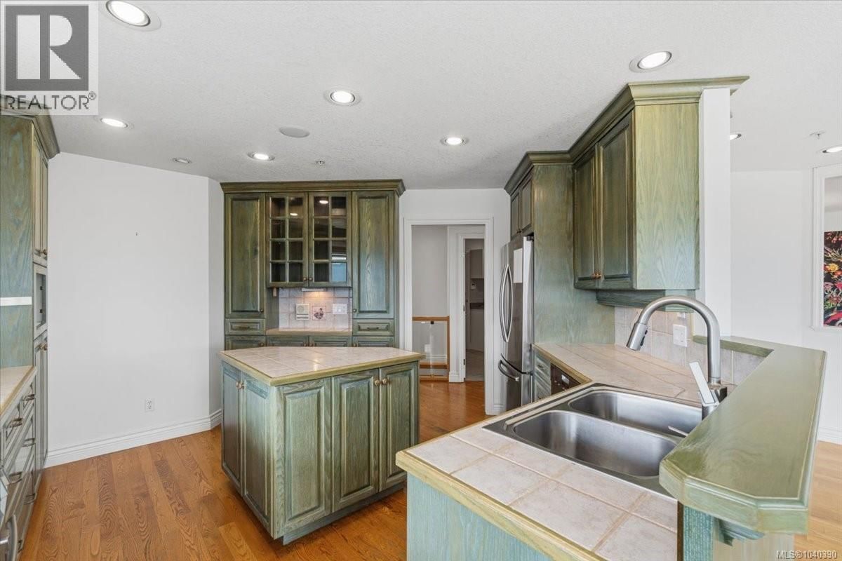 3375 Edgewood Drive property photo