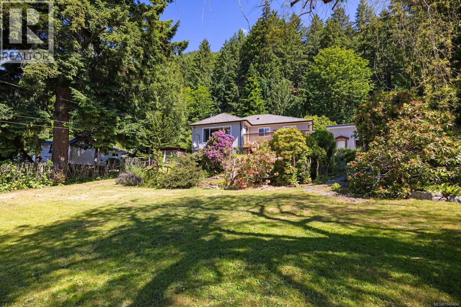 10093 Youbou Road