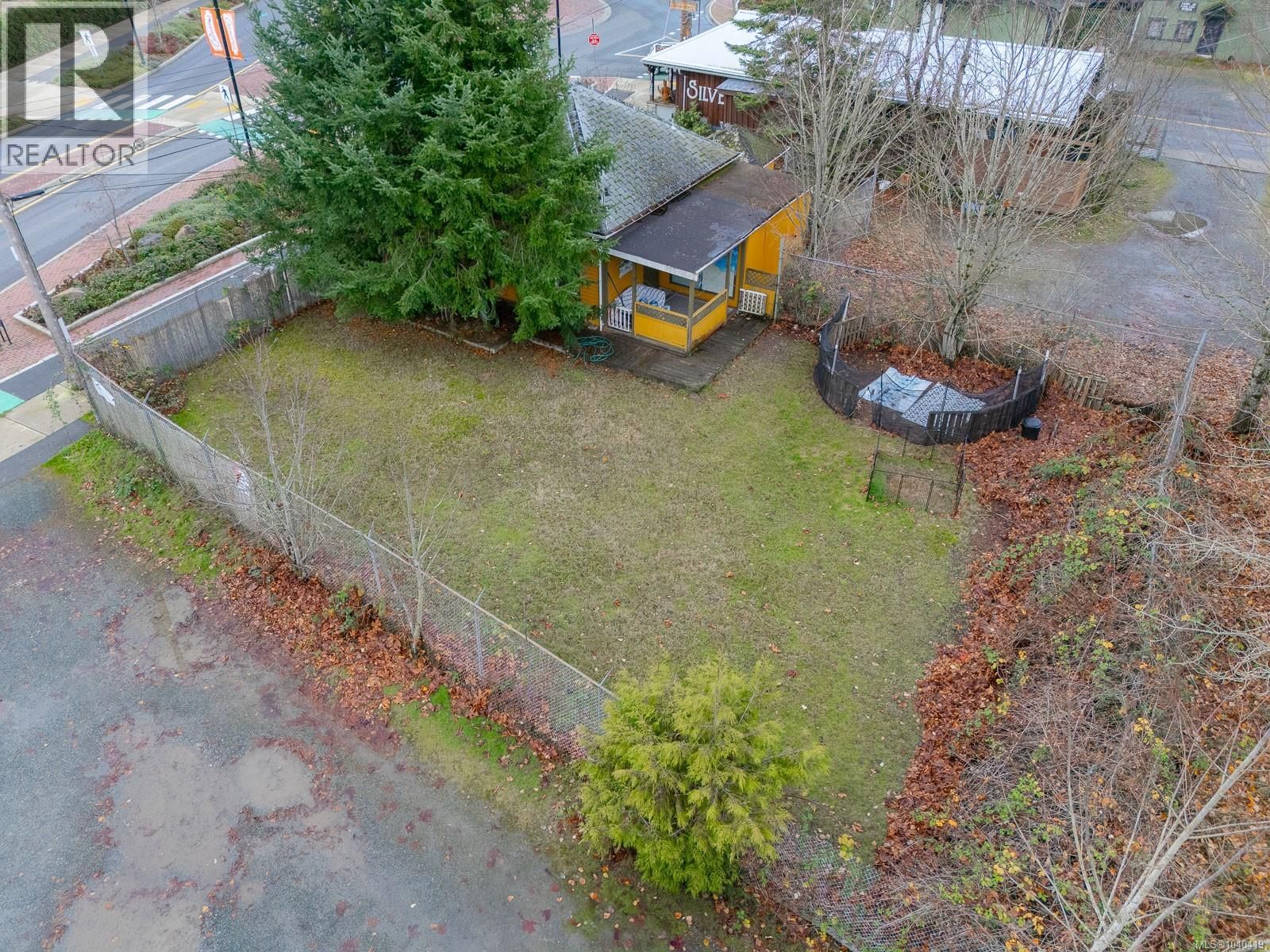 9658 Chemainus Road property photo