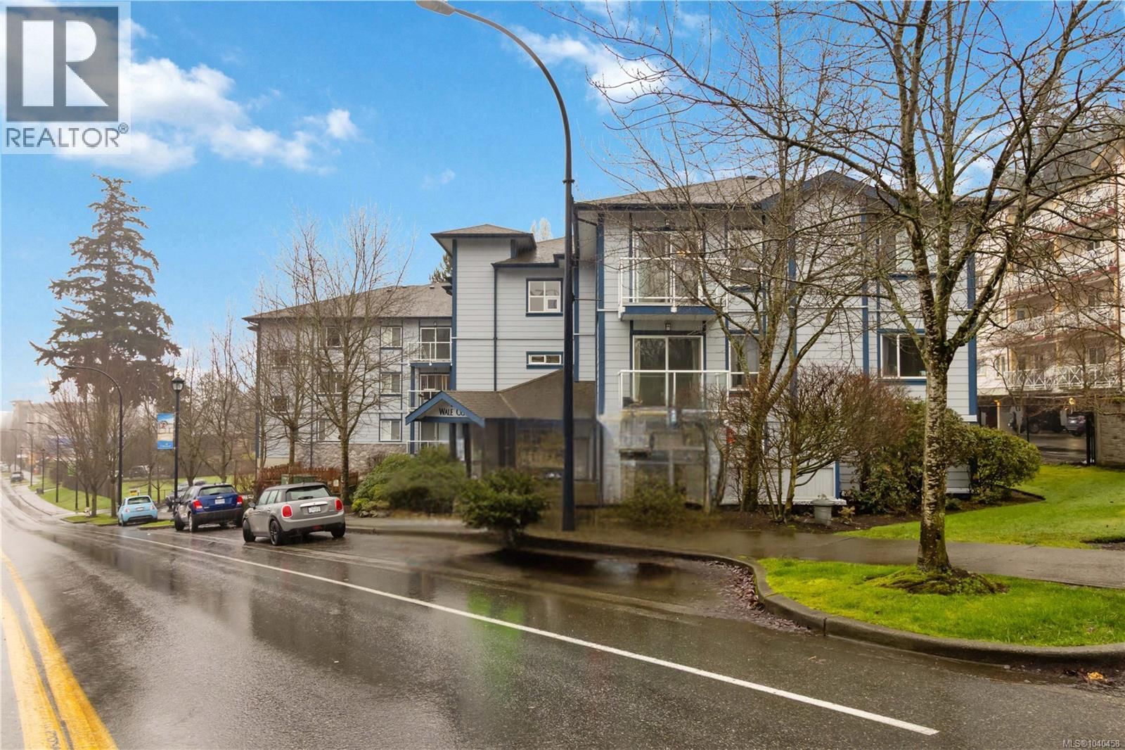 208 383 Wale Road property photo
